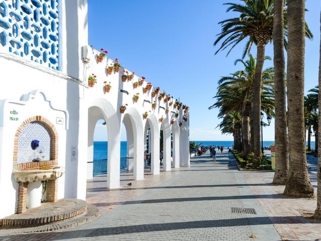 Casa Con Terraza Privada Villa Nerja Eksteriør bilde