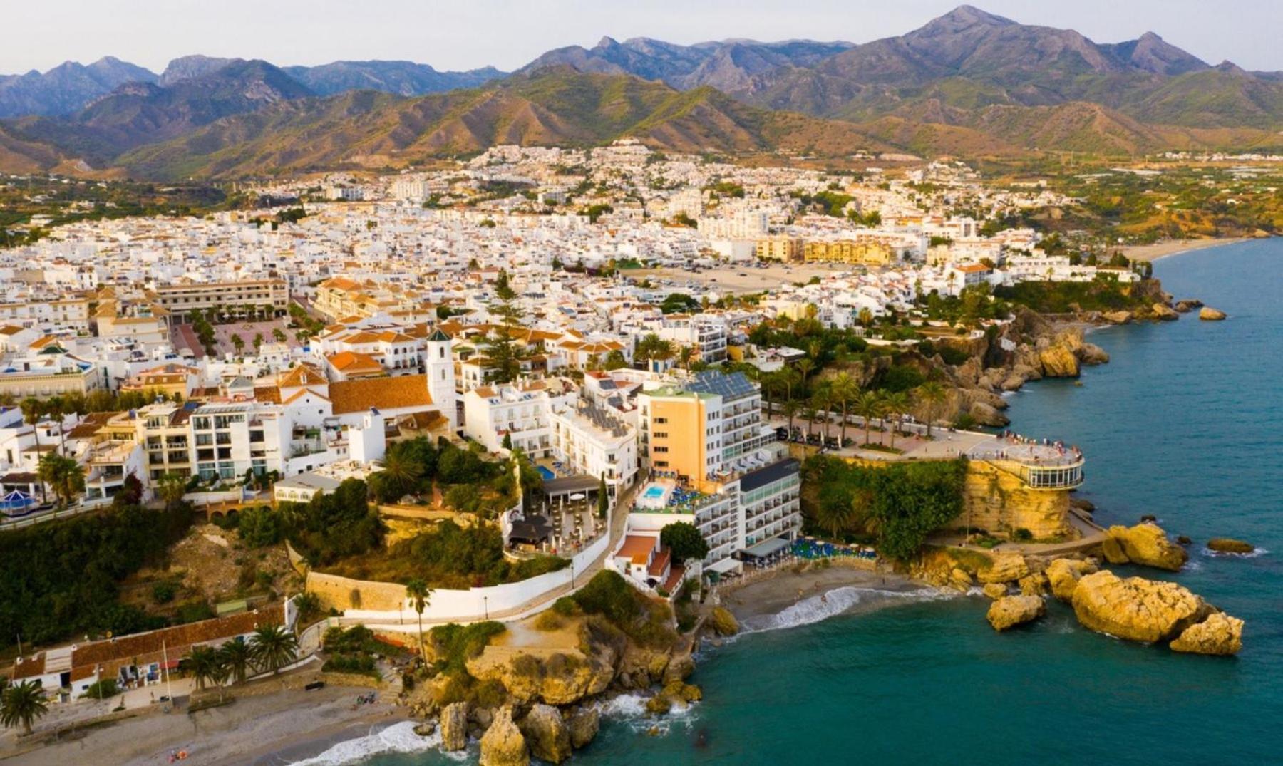 Casa Con Terraza Privada Villa Nerja Eksteriør bilde