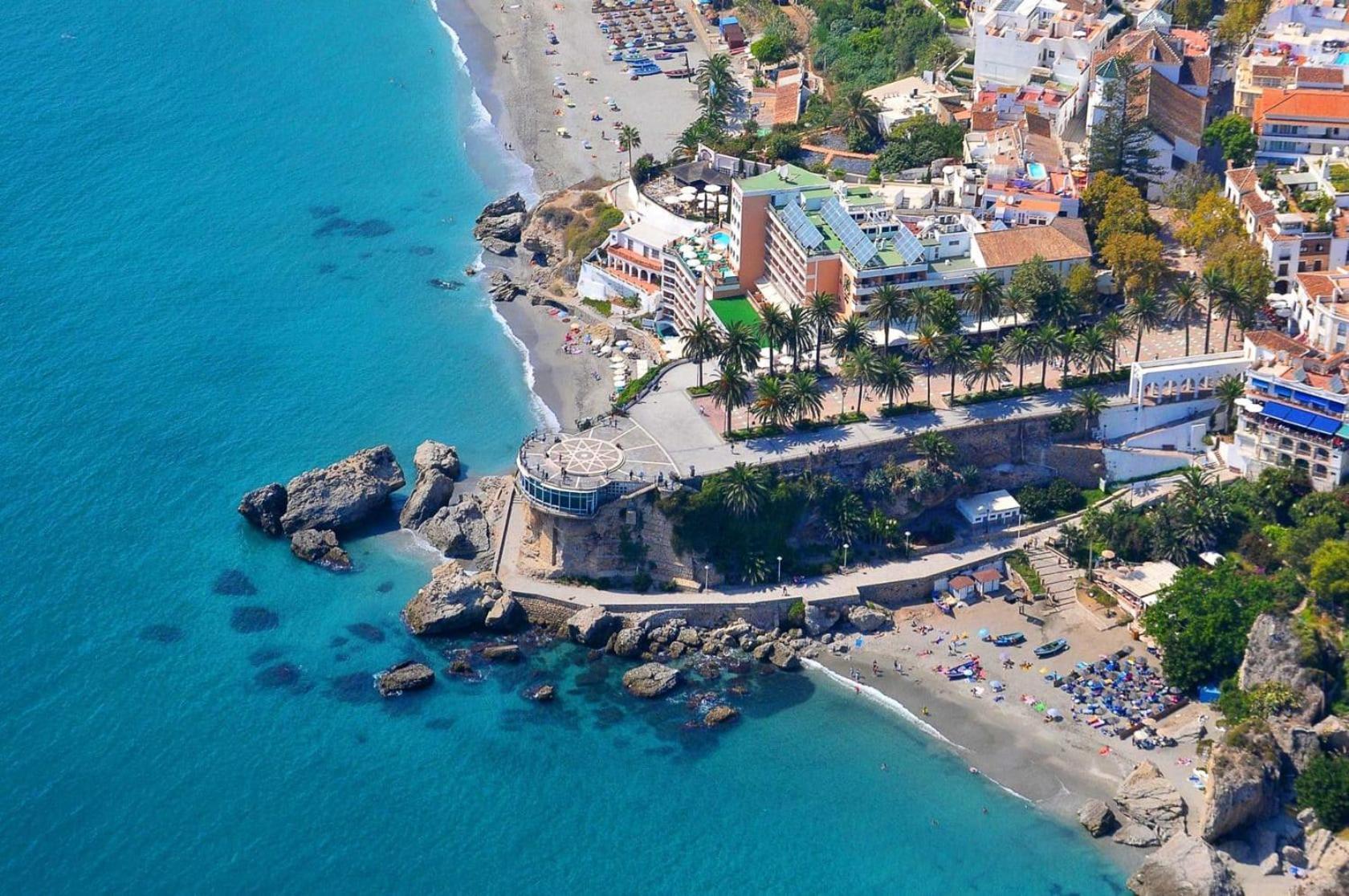 Casa Con Terraza Privada Villa Nerja Eksteriør bilde