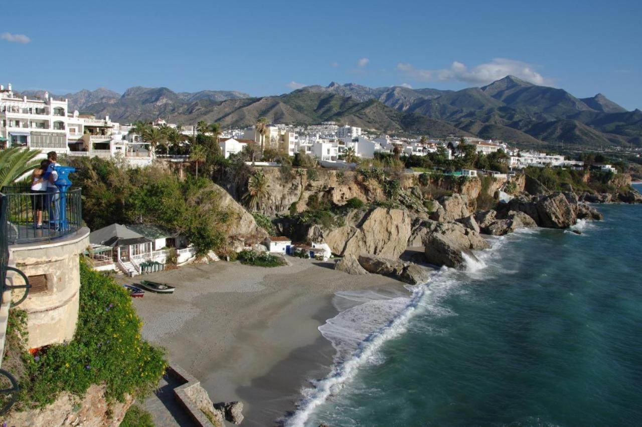 Casa Con Terraza Privada Villa Nerja Eksteriør bilde